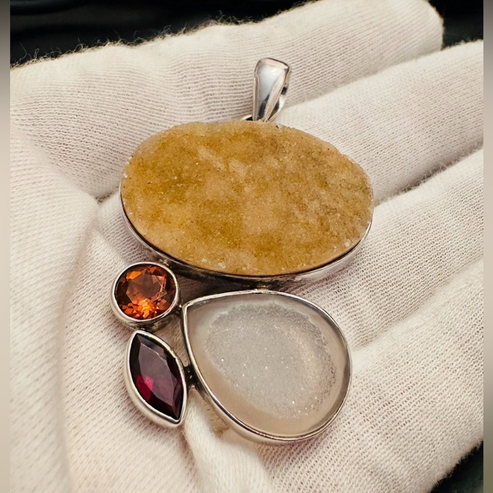 Artisan 925 Silver & Natural Stone Modernist Pendant Druzy Quartz Garnet